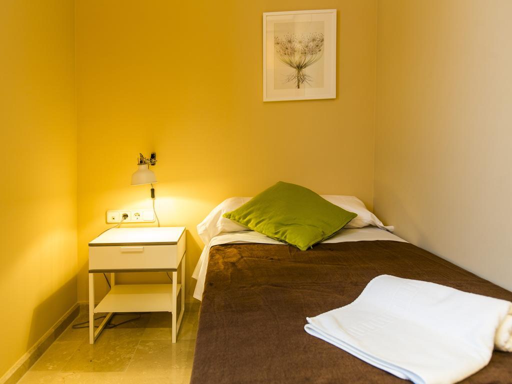Total Valencia Center Apartment Room photo